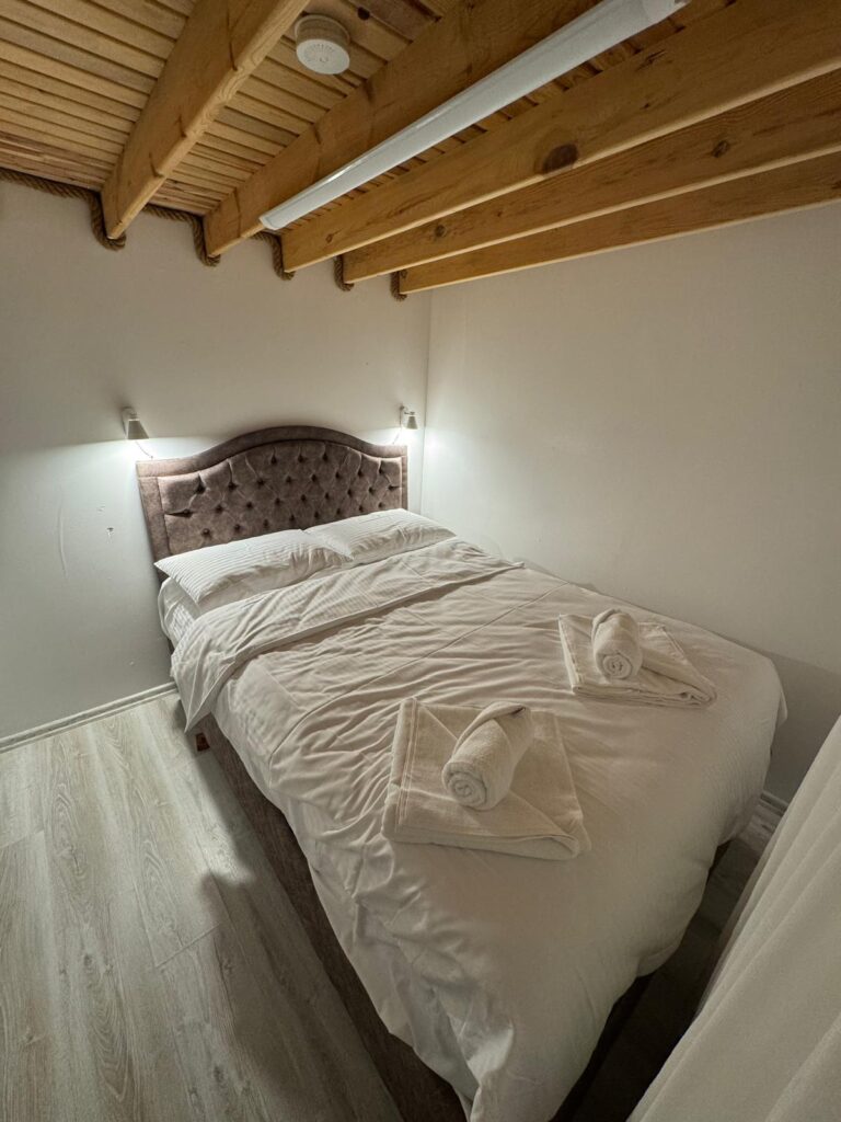 884e8068-08da-4694-8727-4fe79d5aeb00