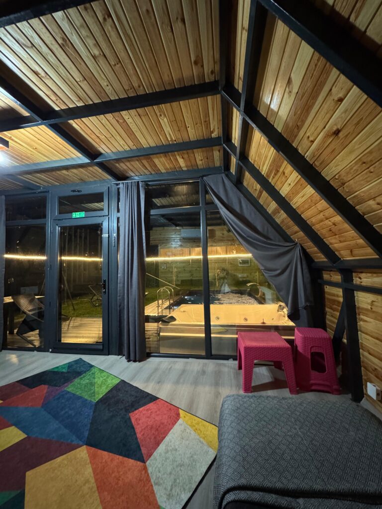 ca623e1c-fed1-45bb-9085-8532358903f2