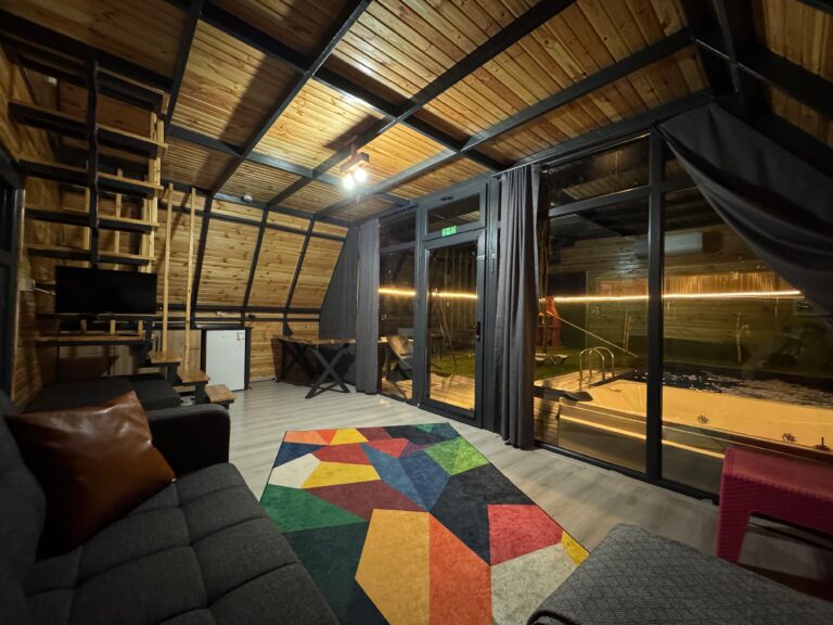 cd8366ee-a99d-48ee-9a81-b46238a4f016